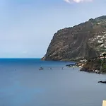 Madeira Palace I By An Island * 丰沙尔