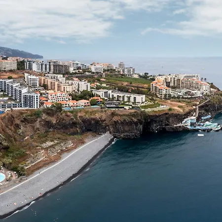 Madeira Palace I By An Island Φουνκάλ