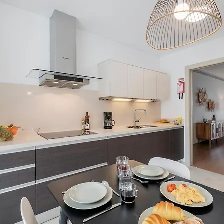 Madeira Palace I By An Island Apartment