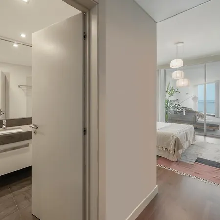 Madeira Palace I By An Island * Funchal (Madeira)